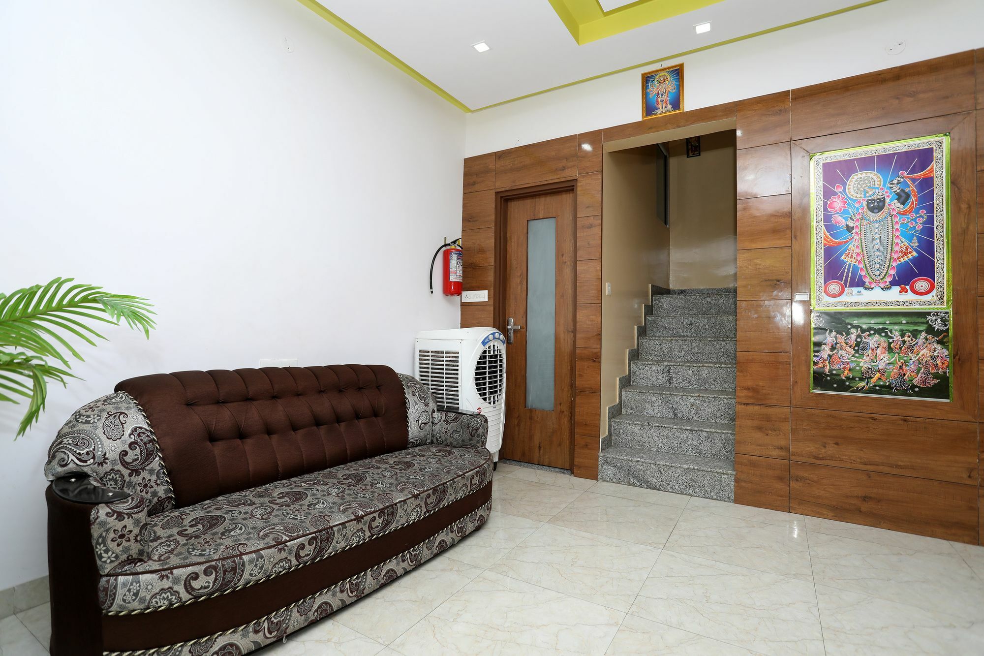 ג'איפור Oyo 10228 Hotel Chandramouli מראה חיצוני תמונה